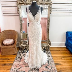 Brand new Allure #3160, new with tags, new wedding dress size 16, boho dress